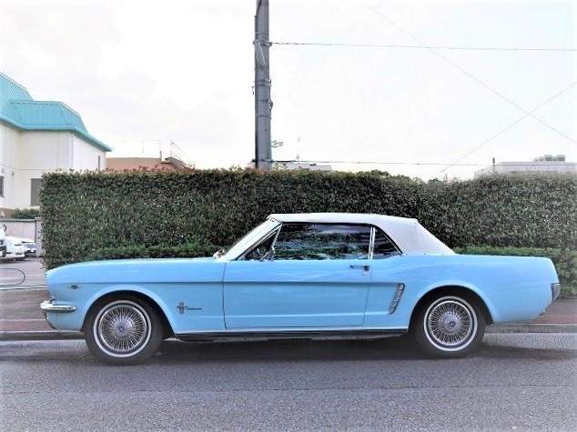 1965 Ford  mustang convertible  3-SPEED MT