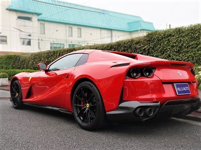 2021 Ferrari 812 GTS F1 DCT 