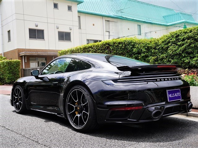 2022 Porsche 911 Turbo S PDK 4WD sport chrono package