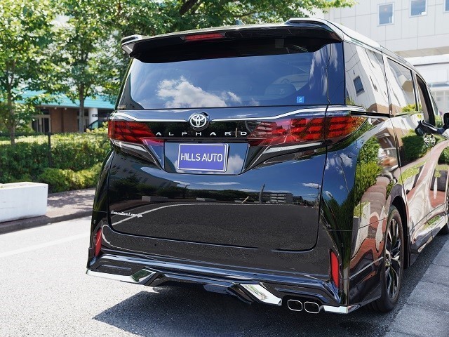 2024 Toyota Alphard Hybrid 2.5  Executive Lounge Modellista Aero