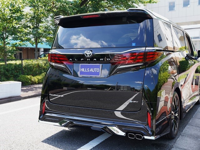 2024 Toyota Alphard Hybrid 2.5  Executive Lounge Modellista Aero