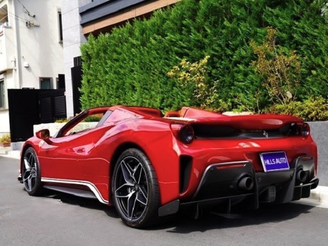 2020 Ferrari 488 Pista Spider  F1 DCT