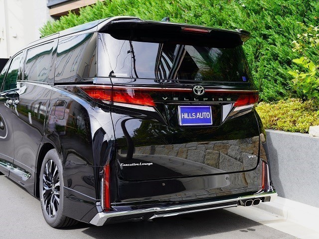 2024 Toyota  Vellfire Hybrid 2.5 Executive